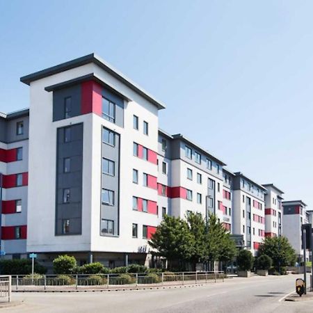 1 Night Free Comfortable Ensuite Rooms, Gillingham - Sk Hoo エクステリア 写真