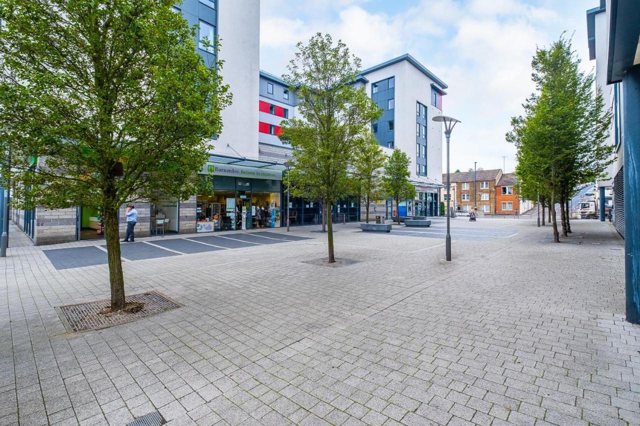 1 Night Free Comfortable Ensuite Rooms, Gillingham - Sk Hoo エクステリア 写真