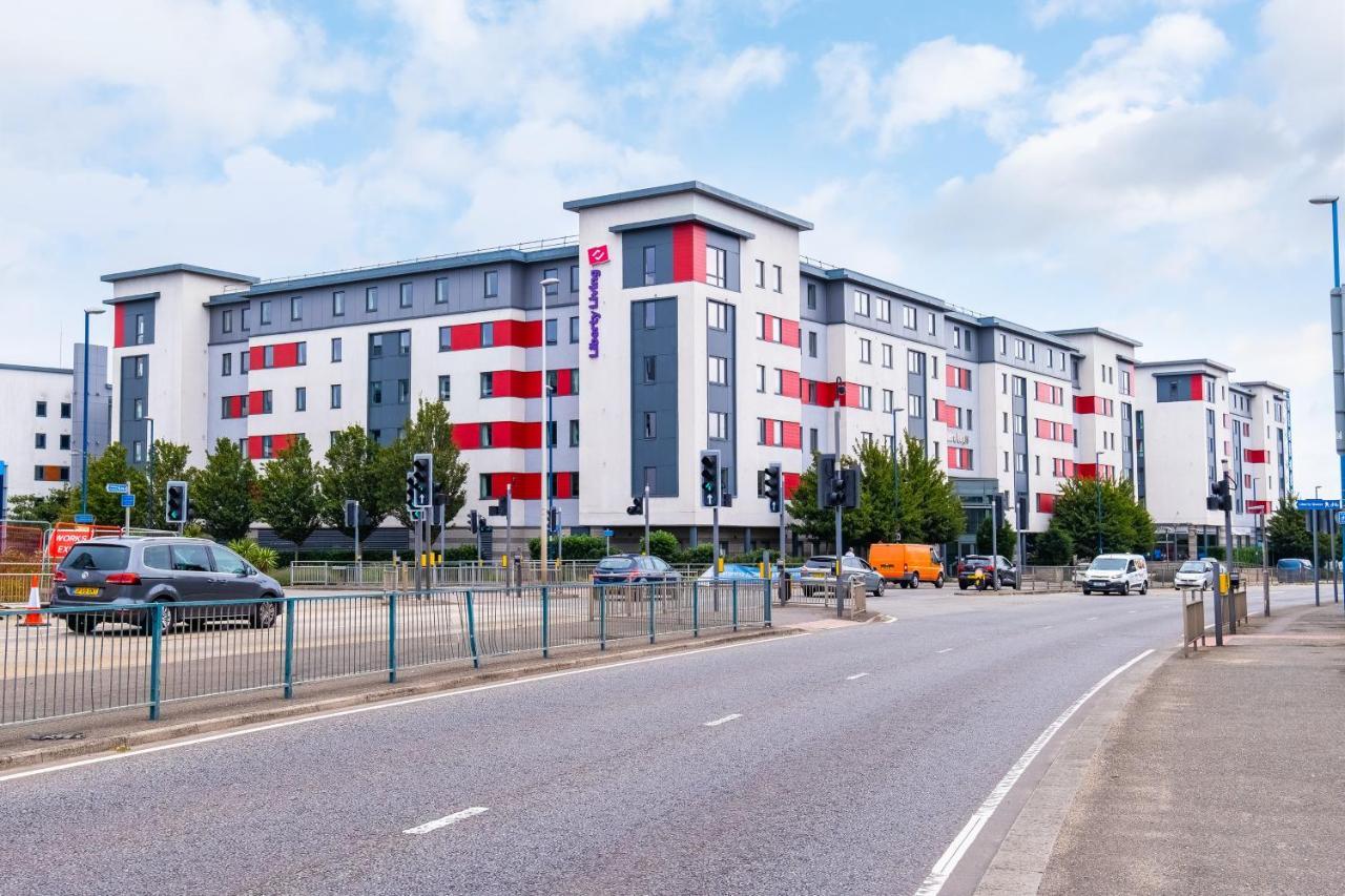 1 Night Free Comfortable Ensuite Rooms, Gillingham - Sk Hoo エクステリア 写真