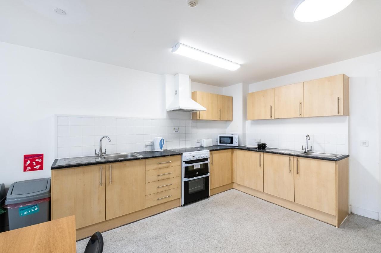 1 Night Free Comfortable Ensuite Rooms, Gillingham - Sk Hoo エクステリア 写真