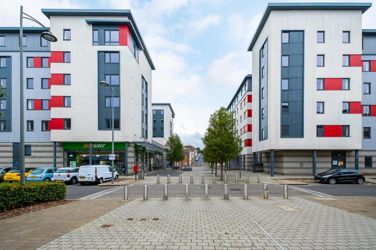 1 Night Free Comfortable Ensuite Rooms, Gillingham - Sk Hoo エクステリア 写真